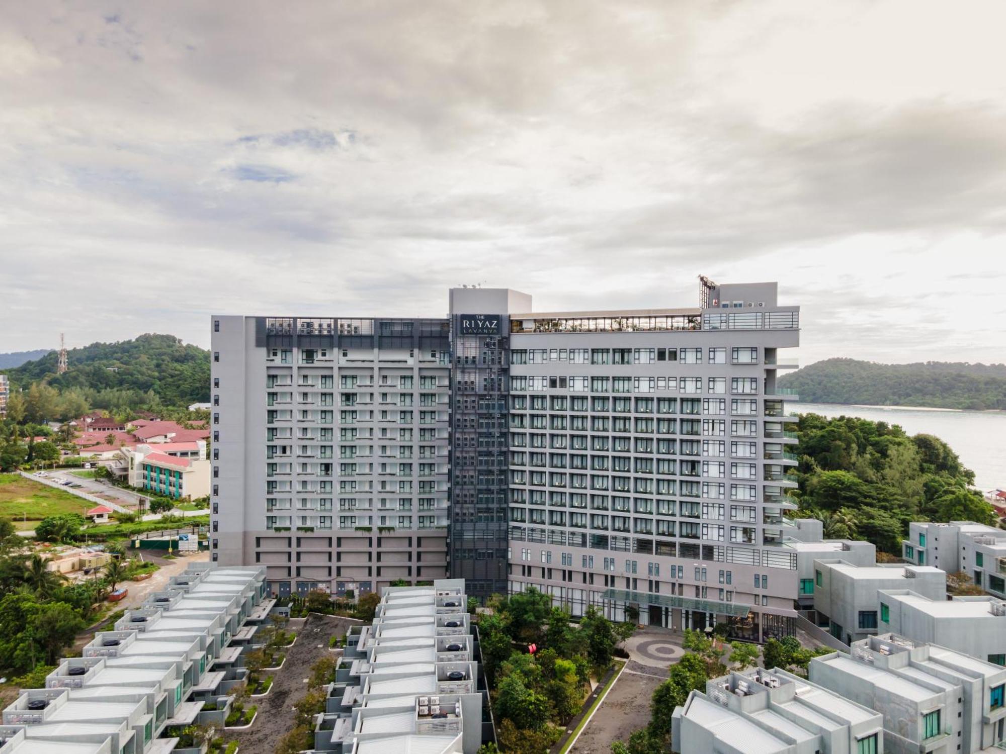 Hotel The Riyaz Lavanya Pantai Cenang  Exterior foto