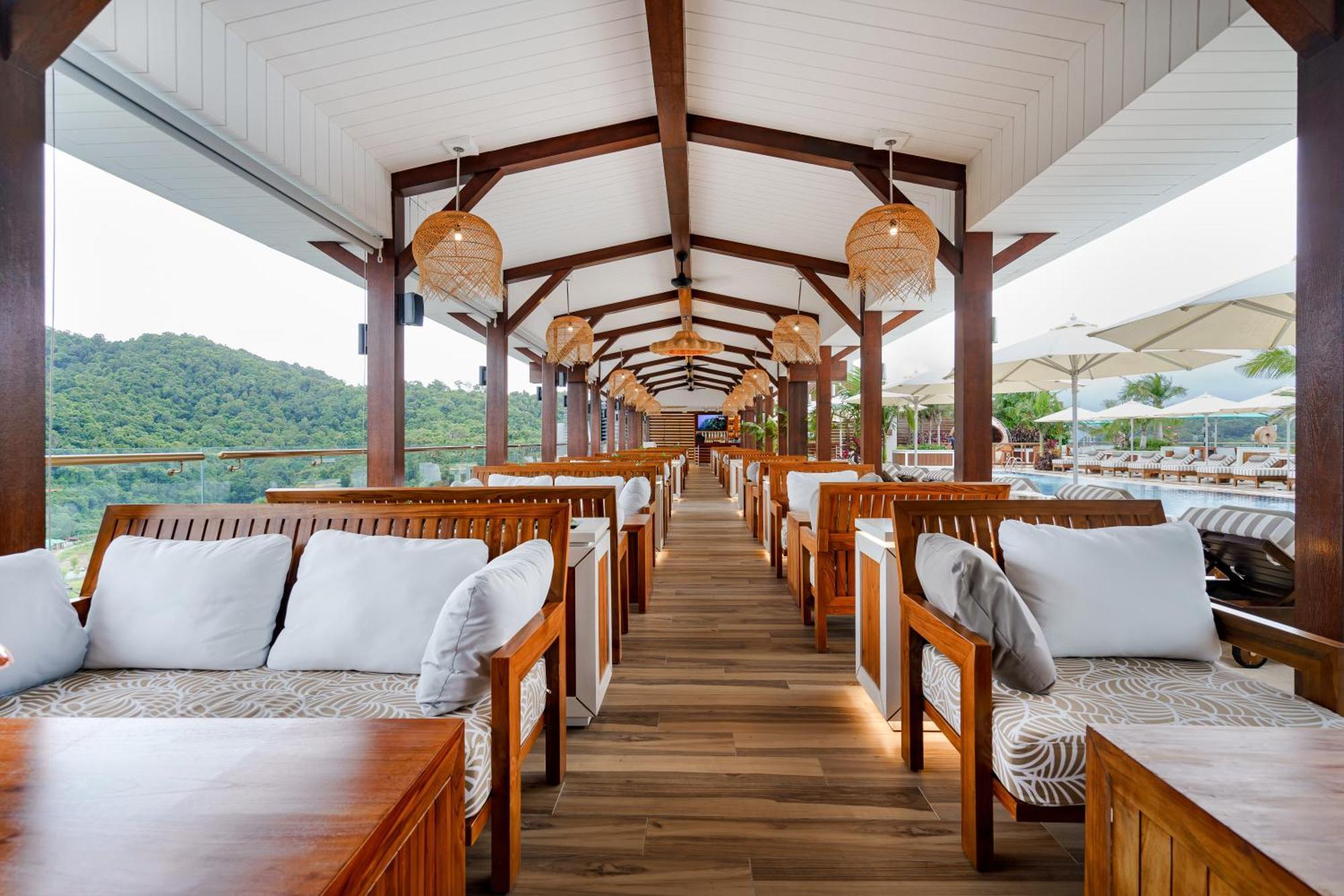 The Riyaz Lavanya Langkawi Pantai Cenang  Exterior foto The interior of the restaurant