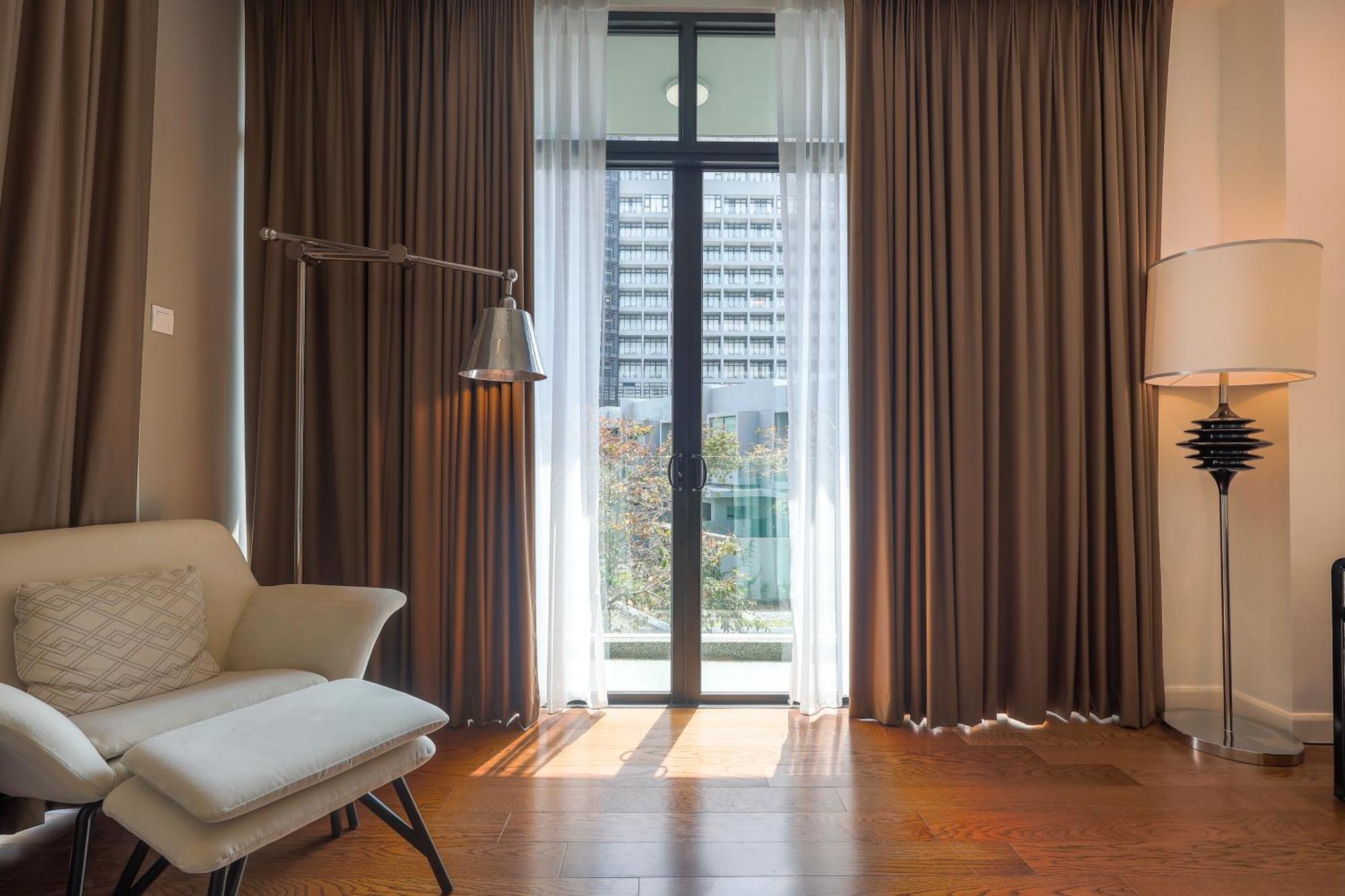The Riyaz Lavanya Langkawi Pantai Cenang  Exterior foto Curtains in a living room